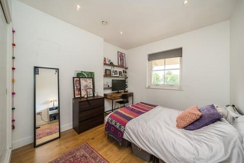 3 bedroom house for sale, Lewisham Way, Brockley