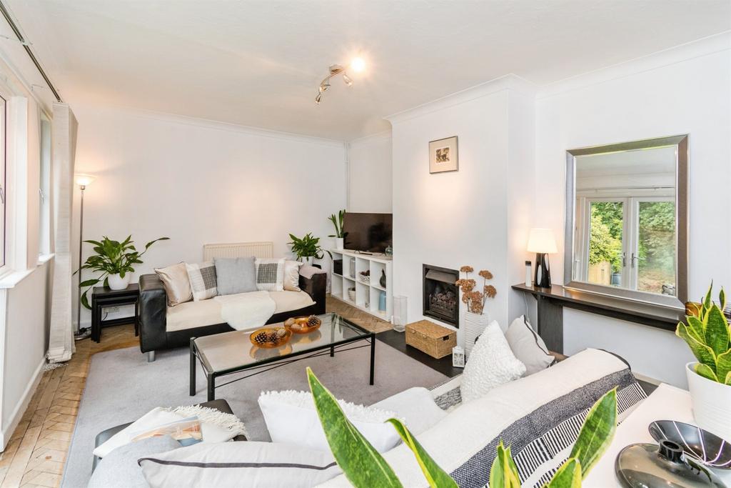 Bassett Row, Southampton - View 3