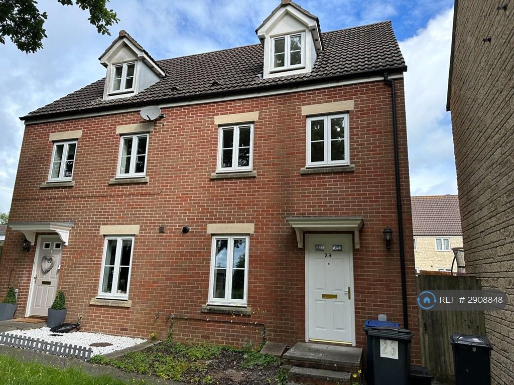 3 bedroom semi-detached house to rent, Trowbridge