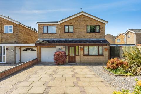 4 bedroom semi-detached house for sale, Reepham Road, Norwich