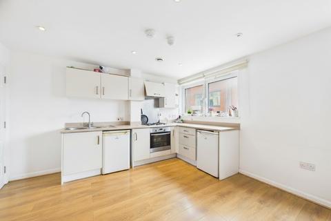 1 bedroom flat to rent, Stoke Road, Slough, Berkshire, SL2