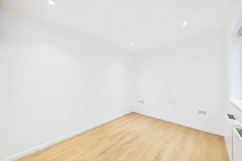 1 bedroom flat to rent, Stoke Road, Slough, Berkshire, SL2