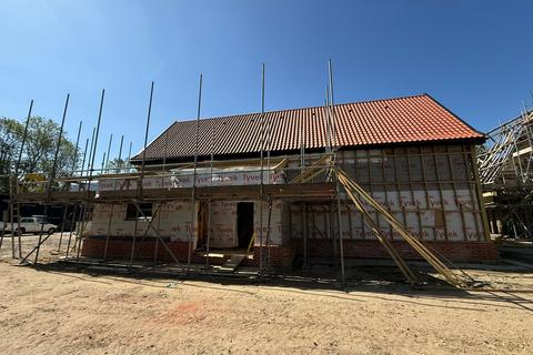 3 bedroom barn conversion for sale, White House Farm Barns, Old Norwich Road, IP23