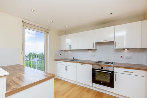 3 bedroom flat for sale, 2/2 Saltire Square, Granton, Edinburgh, EH5 1PR