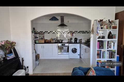 undefined, Lowdell Close, West Drayton, UB7