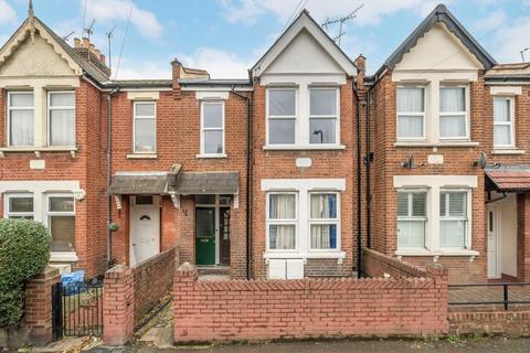 3 bedroom flat to rent, Deacon Road, London NW2