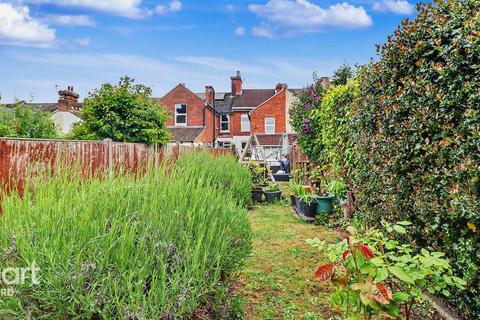 3 bedroom terraced house for sale, Beaver Road, Ashford