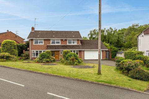 4 bedroom detached house for sale, Station Road, Wombourne, WV5