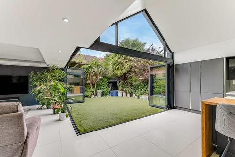 5 bedroom detached house for sale, Bolus Road, Leicester, LE3