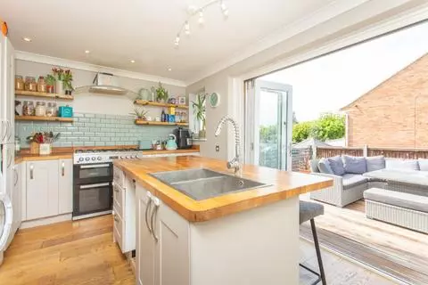 3 bedroom semi-detached house for sale – pohled 3