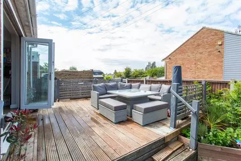 3 bedroom semi-detached house for sale – pohled 4