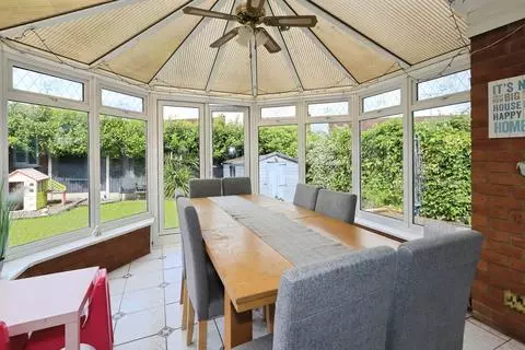 4 bedroom detached house for sale - Widok 5