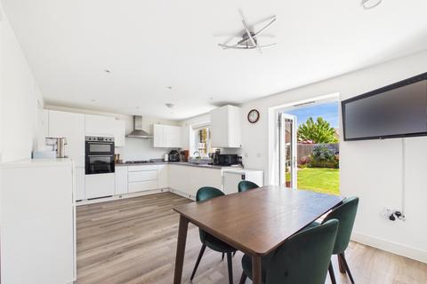 4 bedroom detached house for sale, Somerdale Avenue, Brockworth, Gloucester, Gloucestershire, GL3