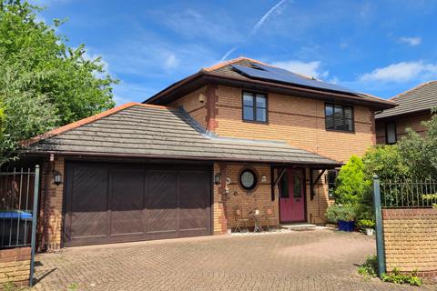 Wellesley Park Mews, Enfield