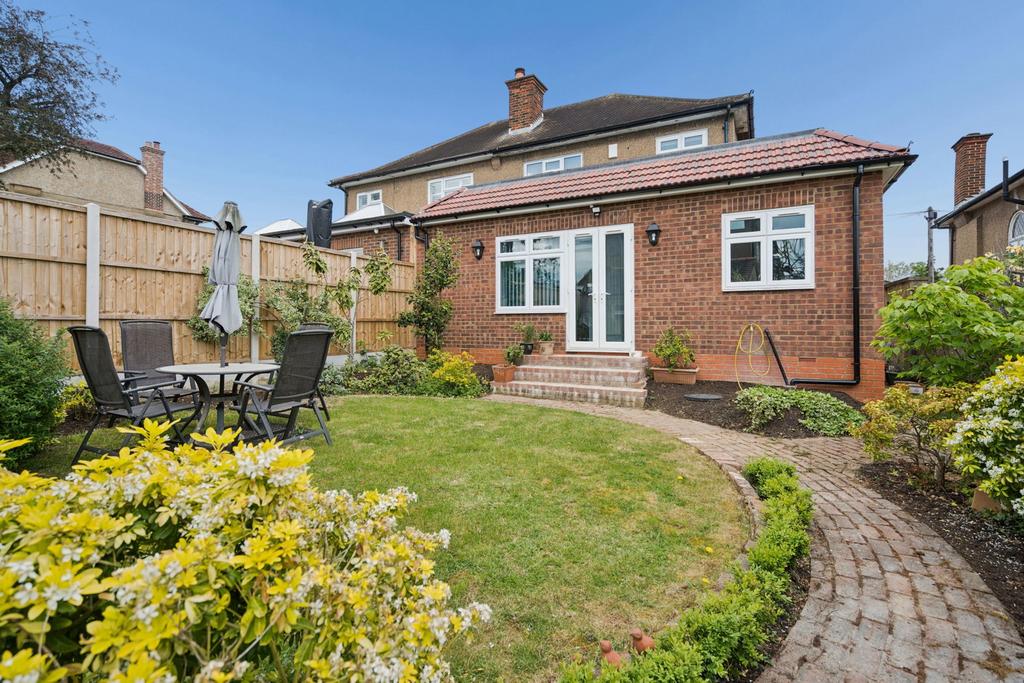 House exterior, garden