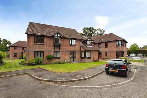 2 bedroom apartment for sale, Kingsmead, Lower Common Road, West Wellow, Romsey