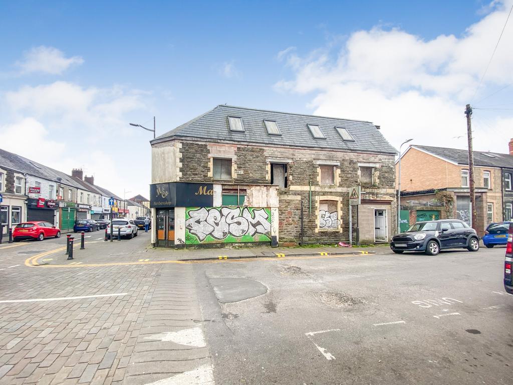 111-112 Clifton Street, Cardiff, CF24 1LU - View 2