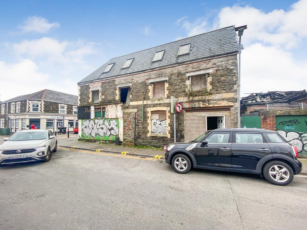 111-112 Clifton Street, Cardiff, CF24 1LU - View 4