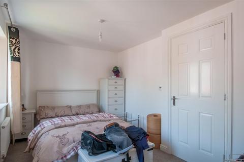 undefined, Victoria Drive, Higham Ferrers