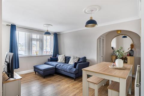 2 bedroom apartment for sale, Mayfields, Keynsham, Bristol