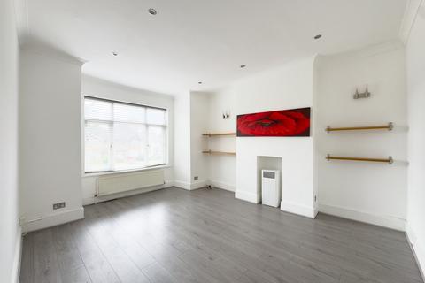 2 bedroom flat to rent, Whitchurch Lane, Edgware, HA8