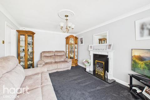 4 bedroom detached house for sale, Broughton Gardens, Brant Road