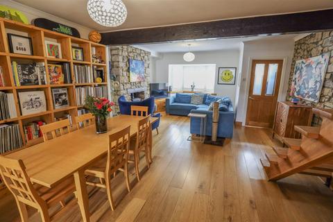 3 bedroom cottage for sale, September Cottage, Croft Street, Cowbridge, Vale Of Glamorgan, CF71 7DH