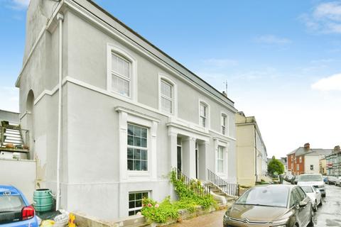 Flat - Fellowes Place, PLYMOUTH