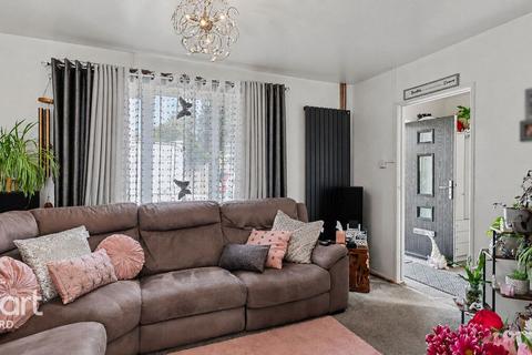 2 bedroom semi-detached house for sale, Repton Manor Road, Ashford