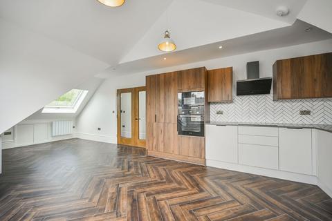 2 bedroom flat for sale, 7 Hillmarton Road, London N7