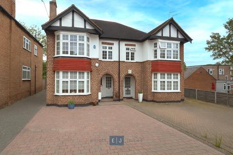 undefined, Sedley Rise, Loughton IG10