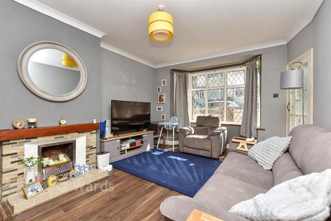 3 bedroom terraced house for sale, St. Leonard's Avenue, Chatham ME4