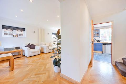 3 bedroom detached house for sale, Cleveland Road, Worcester Park, KT4