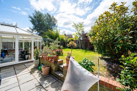 3 bedroom detached house for sale, Cleveland Road, Worcester Park, KT4