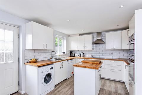 4 bedroom terraced house for sale, Athena Close, SOUTHEND-ON-SEA, Essex, SS2