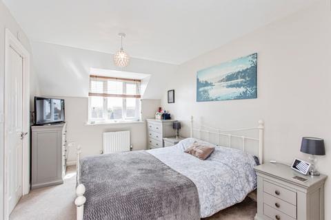 4 bedroom terraced house for sale, Athena Close, SOUTHEND-ON-SEA, Essex, SS2
