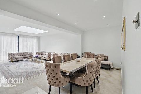 5 bedroom end of terrace house for sale, Emerson Gardens, Harrow
