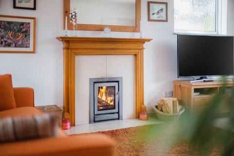 4 bedroom detached house for sale, 16 New College Road, Shrewsbury, SY2 6PU