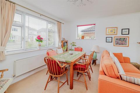 4 bedroom detached house for sale, 16 New College Road, Shrewsbury, SY2 6PU