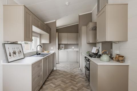 2 bedroom park home for sale, Belton, Norfolk, NR31