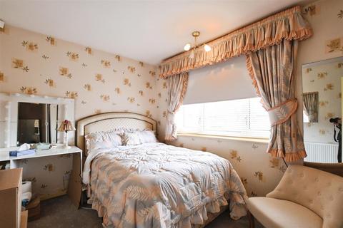 3 bedroom terraced house for sale, Griffin Road, Hull