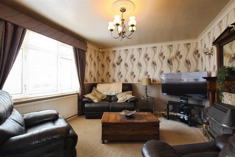 3 bedroom terraced house for sale, Griffin Road, Hull