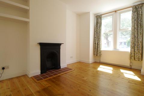 2 bedroom ground floor maisonette to rent, Durban Road, London, SE27