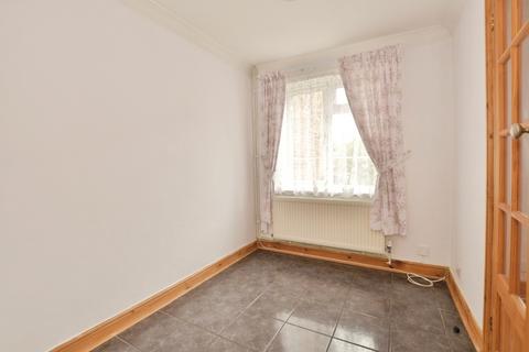 2 bedroom house for sale, Nutley Close, Ashford, Kent, TN24