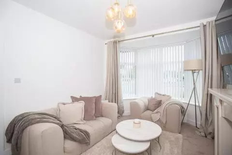3 bedroom semi-detached house for sale – pohled 3