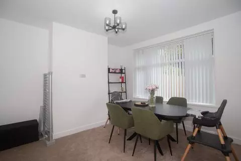 3 bedroom semi-detached house for sale – pohled 4