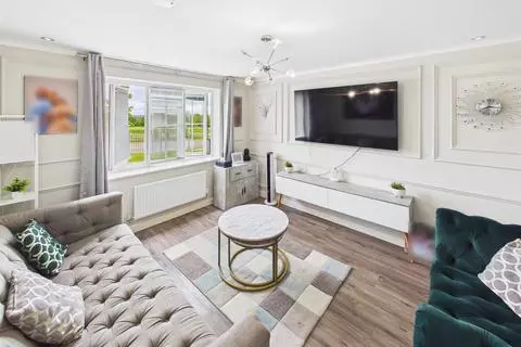 4 bedroom detached house to rent – pohled 2