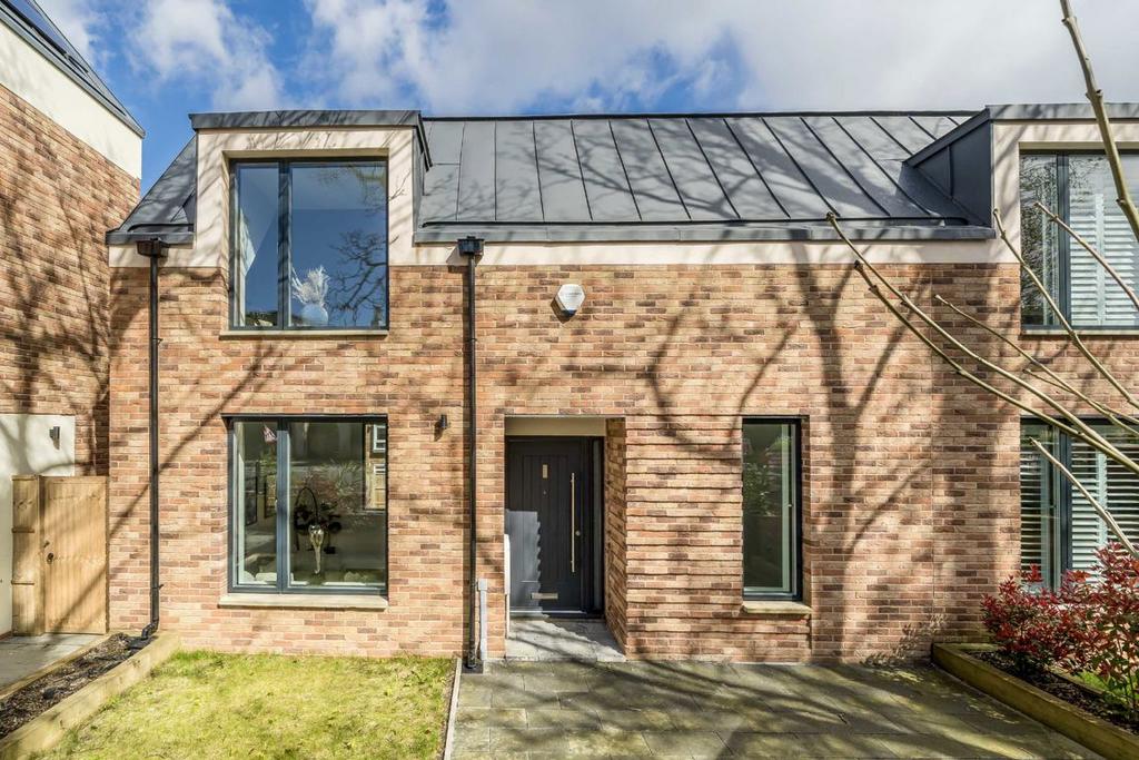 Detached house exterior