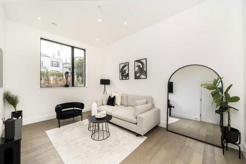 3 bedroom semi-detached house for sale, Beulah Hill, Crystal Palace SE19