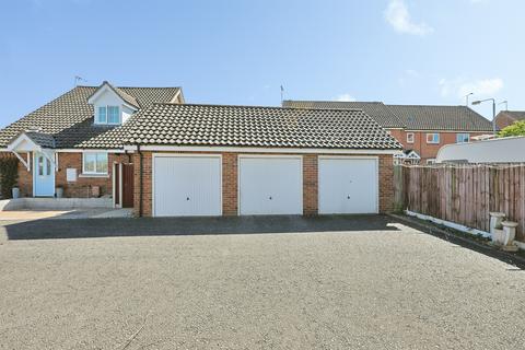 2 bedroom bungalow for sale, Oakleigh Drive, Swaffham